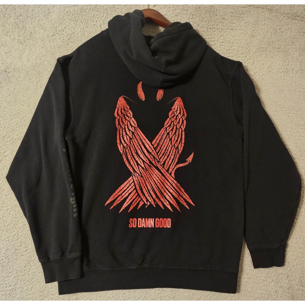 Cloak Brand Mens So Damn Good Wing Graphic Hoodie Black Red Gothic Sleeve Large